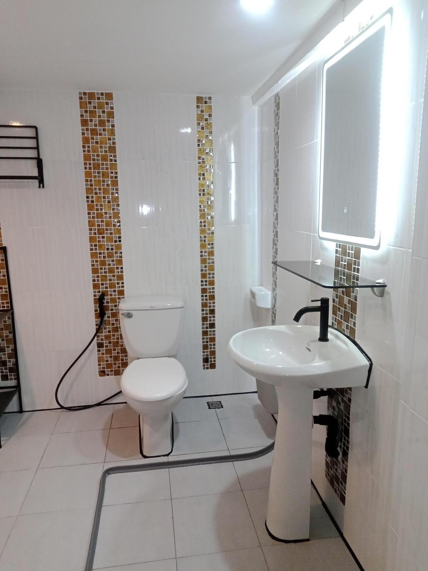 Living Room Guesthouse & Cafe Bar Karon Екстер'єр фото